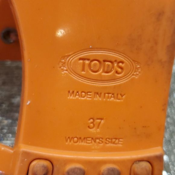 SOLD!! TOD'S Pumpkin Tassled Jelly Nikel Sandals - Picture 9 of 9
